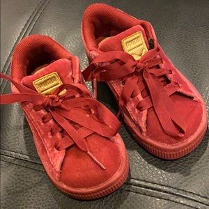 PUMA baby girl or boy shoes. Size 6 C